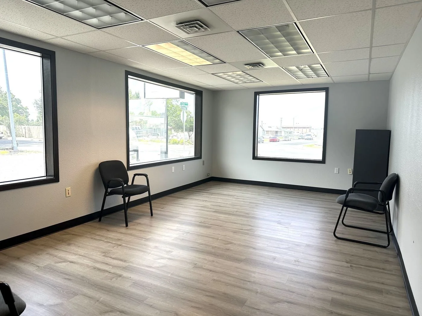 Photo 3 of 1405 N 26th Ave, Pasco, WA 99301