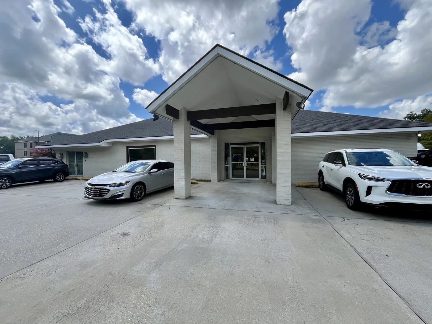 Photo-1 of 3907 S Sherwood Forest Blvd, Baton Rouge, LA 70816