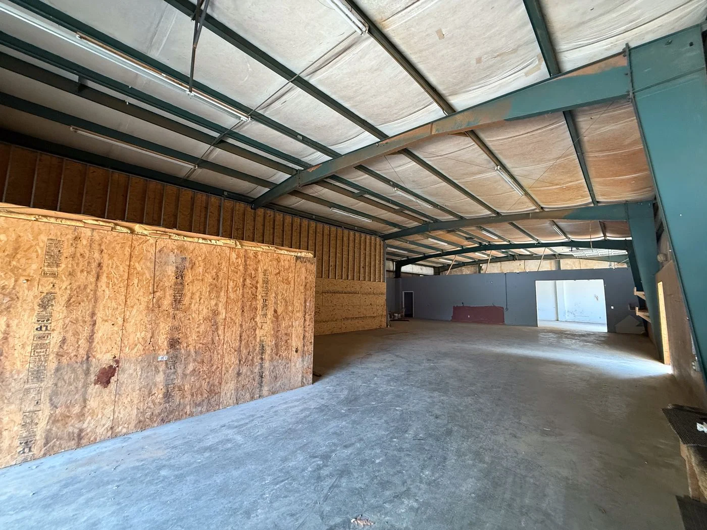 Photo 2 of 3624 Indian Hills Rd SE, Decatur, AL 35603