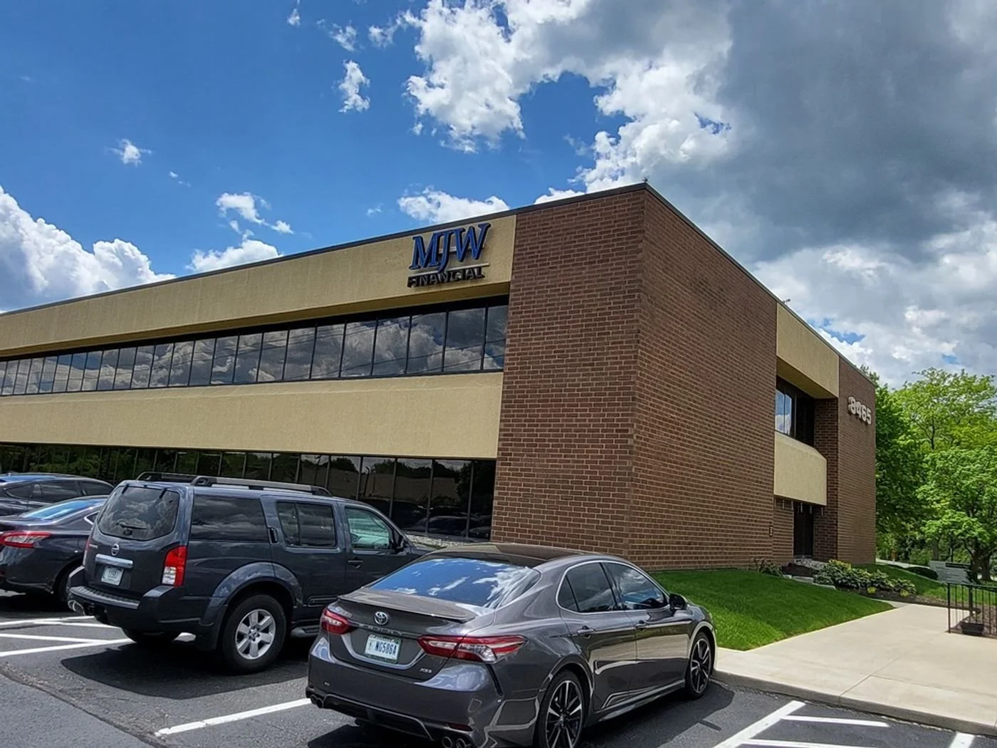Photo-3 of 8465 Keystone Crossing, Indianapolis, IN 46240