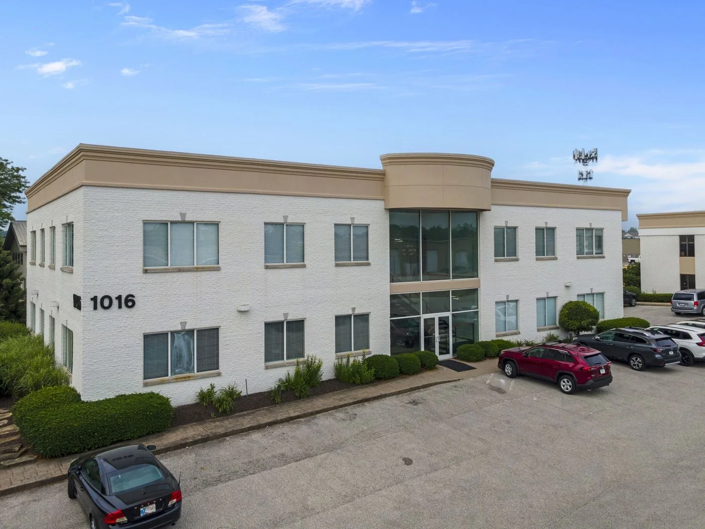 Photo 1 of 1016 3rd Avenue SW, Carmel, IN 46032