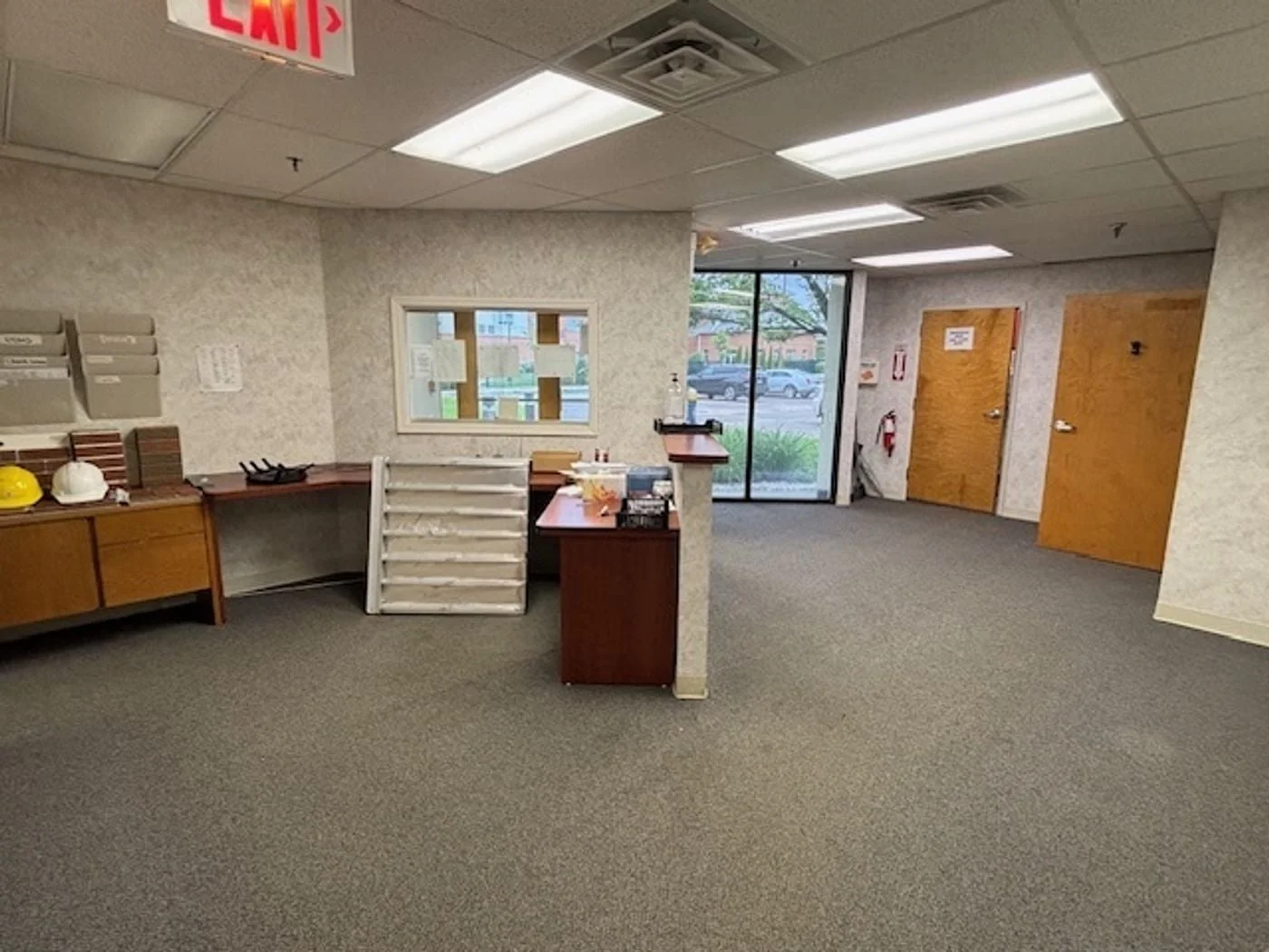 Photo 3 of 9870 A Redhill Drive, Cincinnati, OH 45242