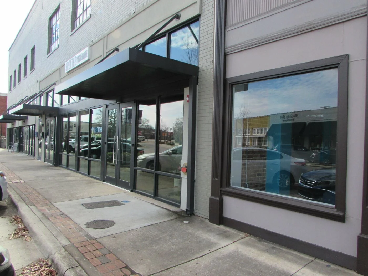 Photo 3 of 307 2nd Avenue Southeast, Decatur, AL 35601