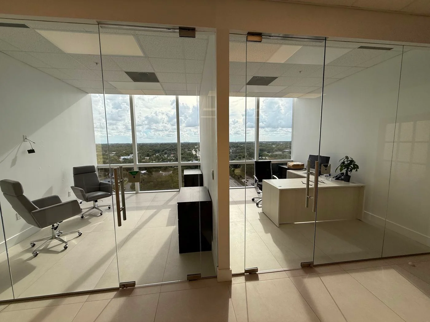 Photo-1 of 20200 West Dixie Highway Suite 1109, Aventura, FL 33180