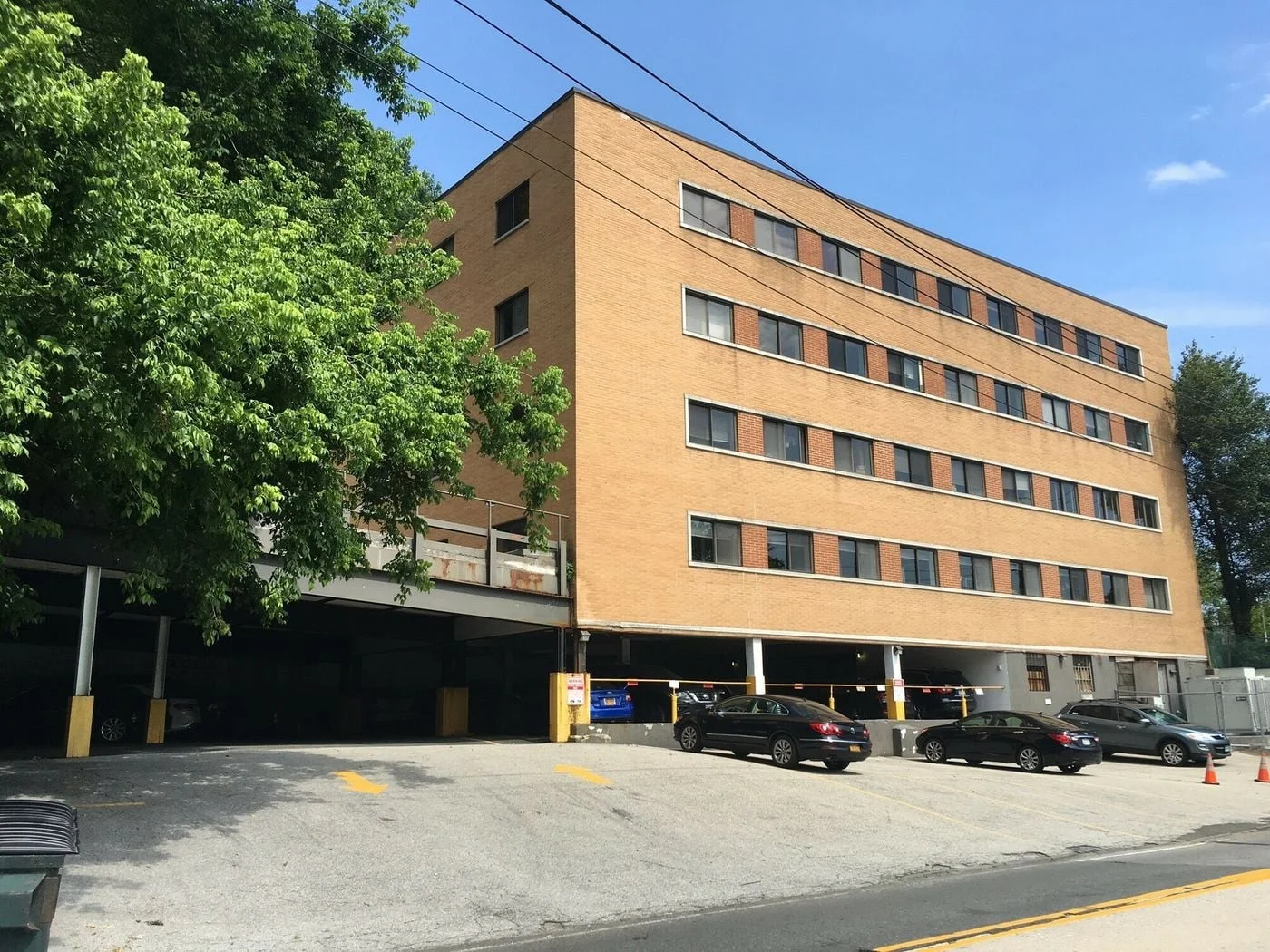 Photo 2 of 250 E Hartsdale Ave, Hartsdale, NY 10530