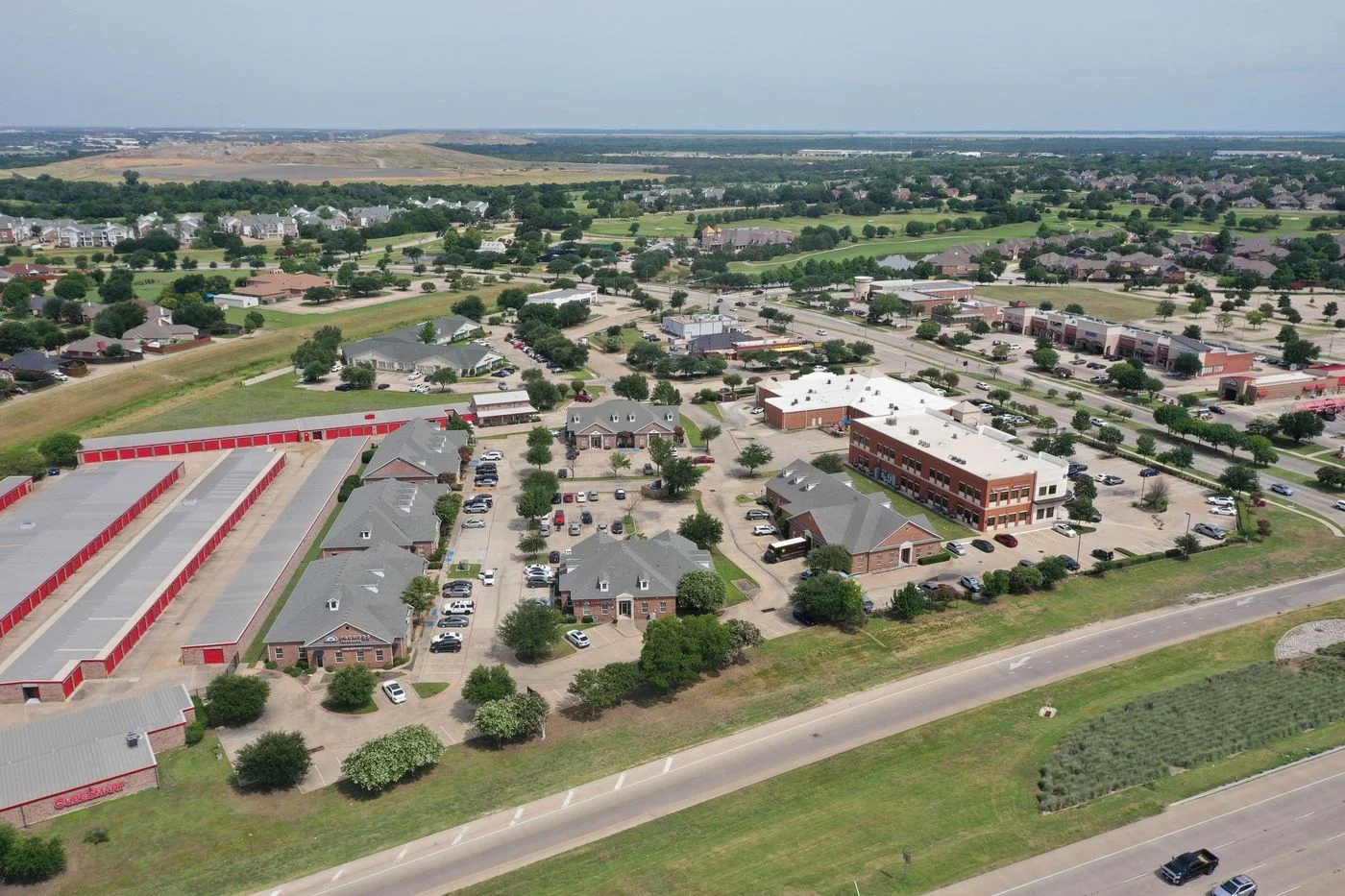 Photo-3 of 4100 Fairway Court, Carrollton, TX 75010