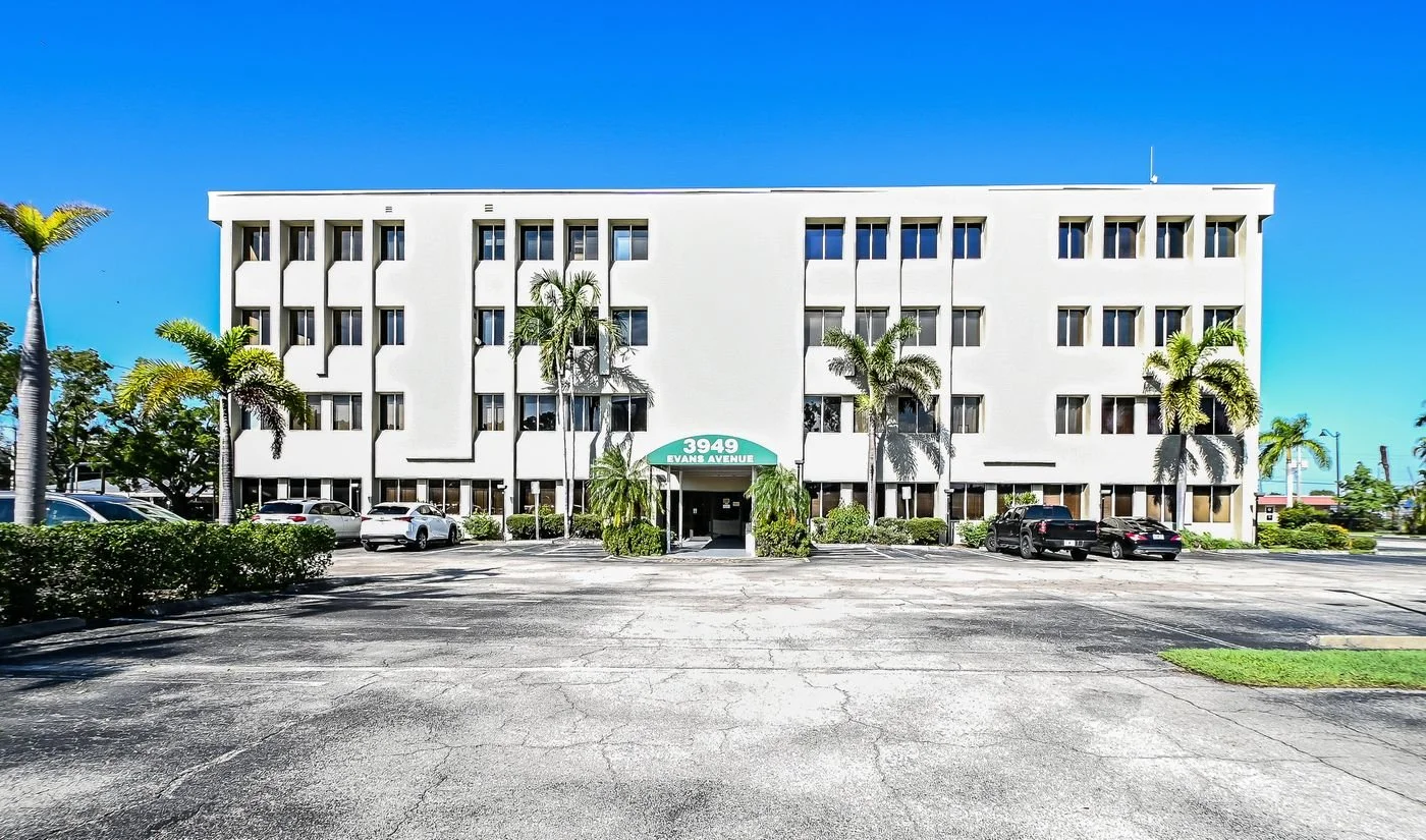 Photo-3 of 3949 Evans Ave, #205, Fort Myers, FL 33901