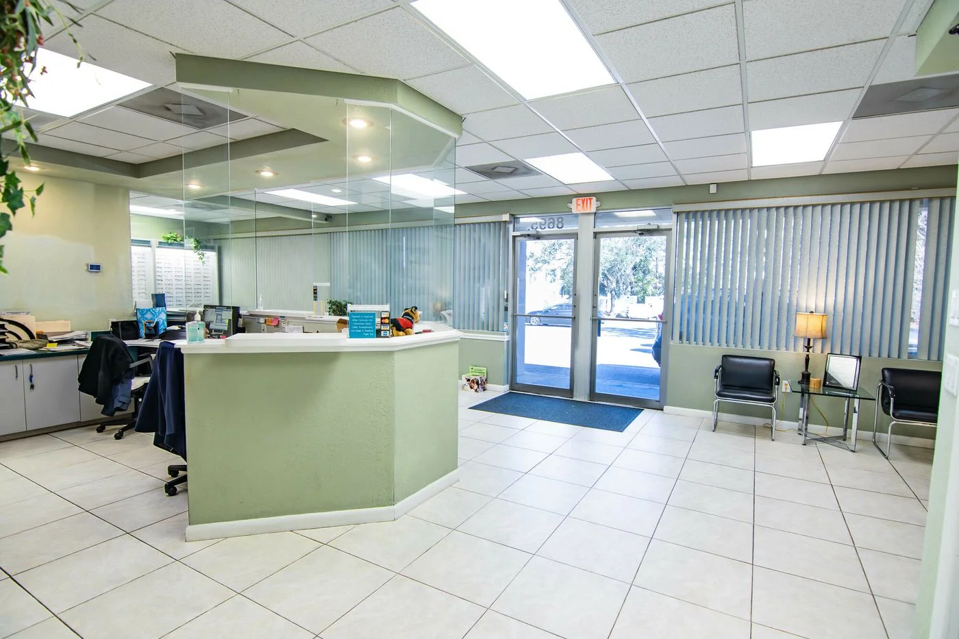 Photo 3 of 8695 4th St N, St Petersburg, FL 33702