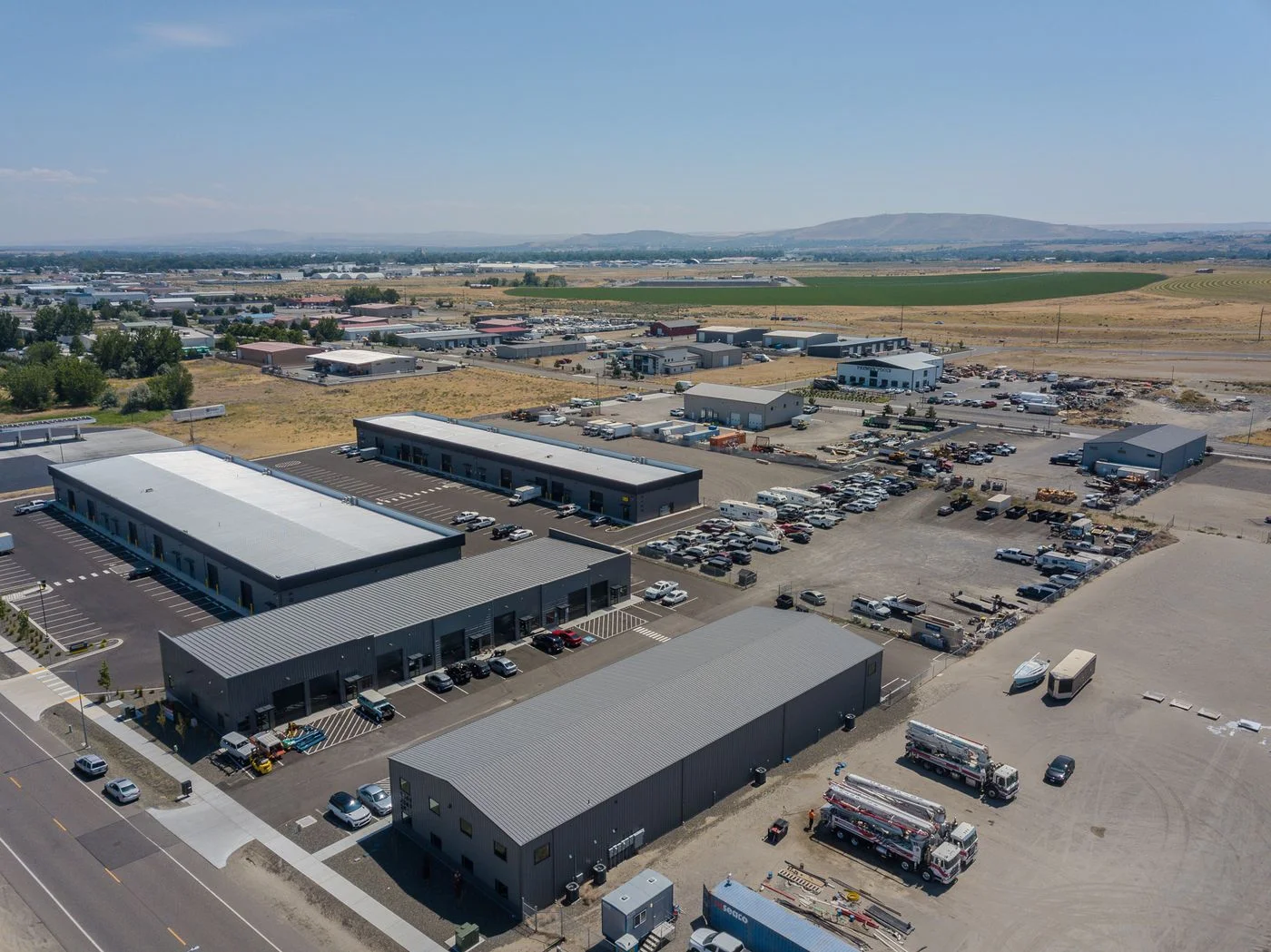 Photo 2 of 2517 Logan St, Richland, WA 99352