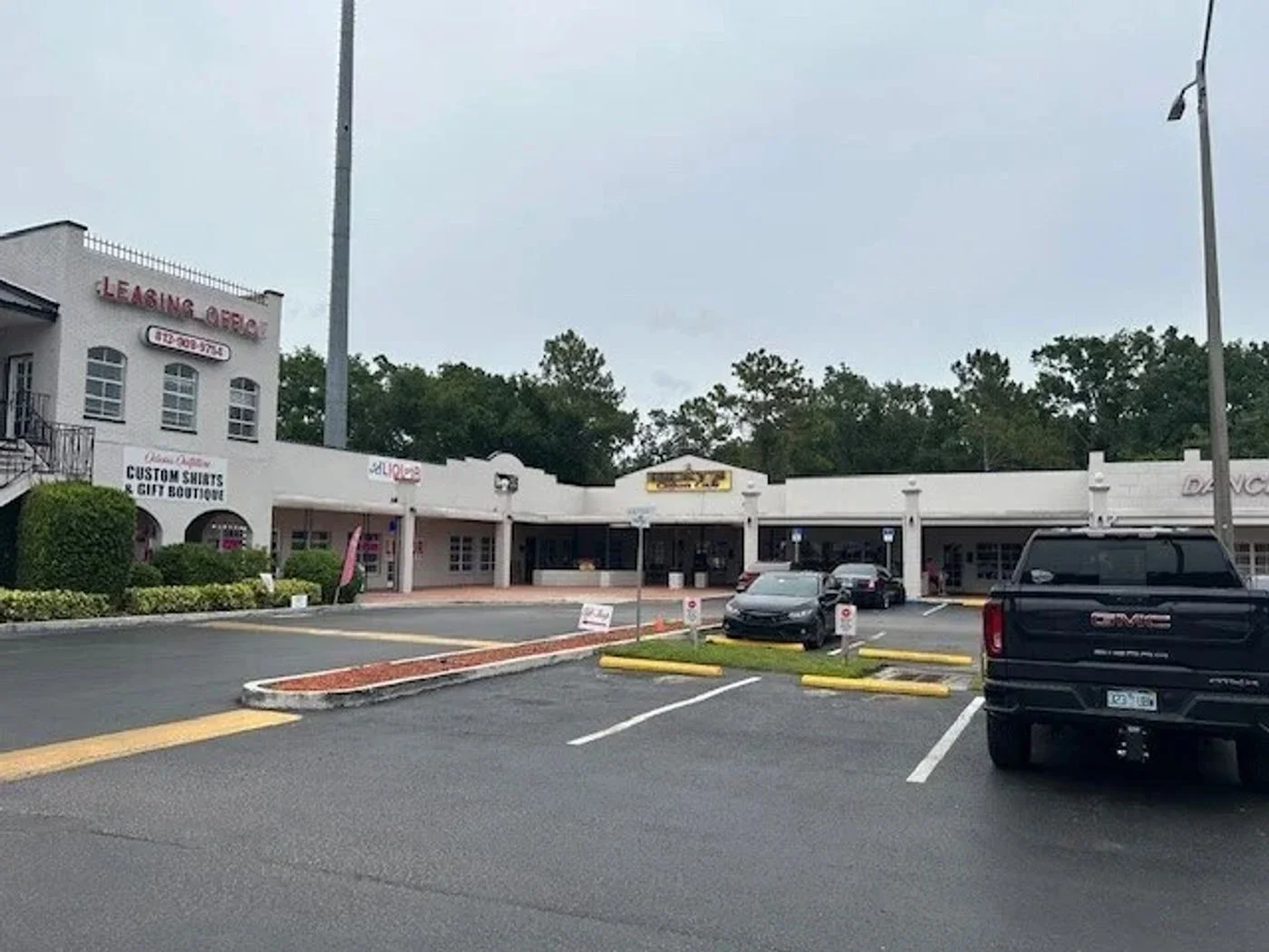 Photo 3 of 5277 Ehrlich Rd, Tampa, FL 33624