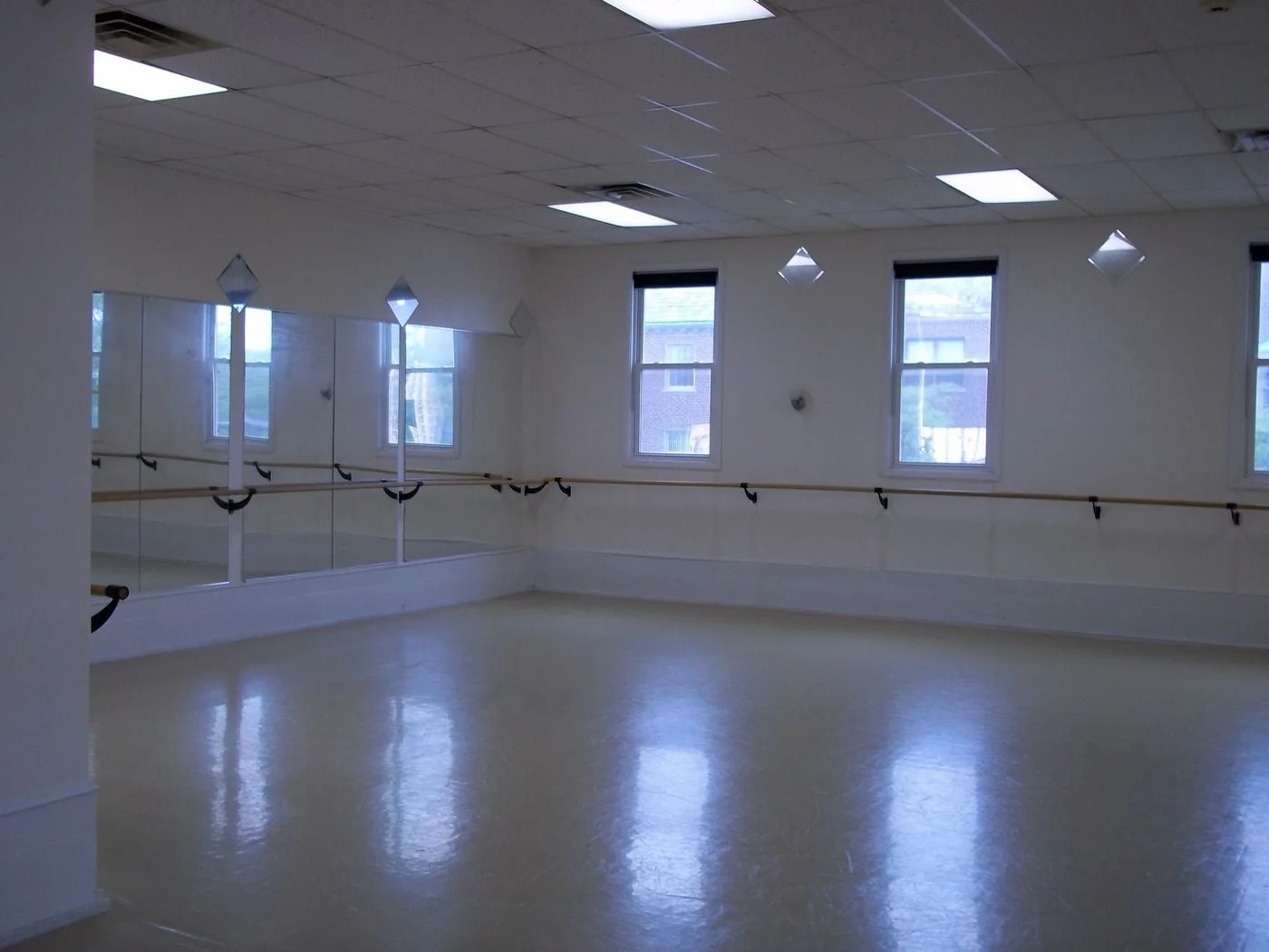 Photo-2 of 667 Central Ave, Highland Park, IL 60035