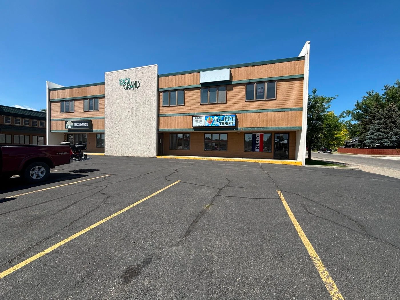 Photo 1 of 1201 Grand Avenue, Billings, MT 59102