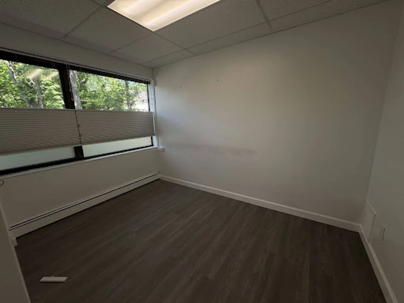 Photo 3 of 350 Northern Blvd, Great Neck, NY 11021