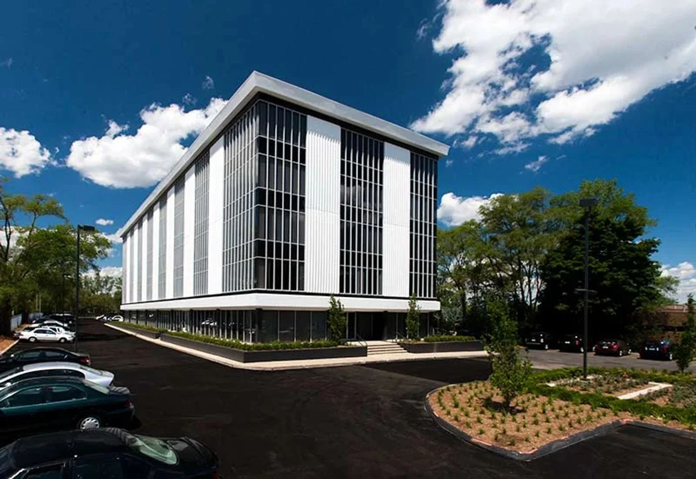 Photo 1 of 30555 Southfield Rd, Southfield, MI 48076