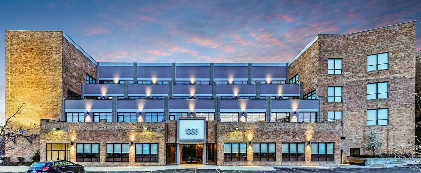 Photo 1 of 1333 N Kingsbury St, Chicago, IL 60642