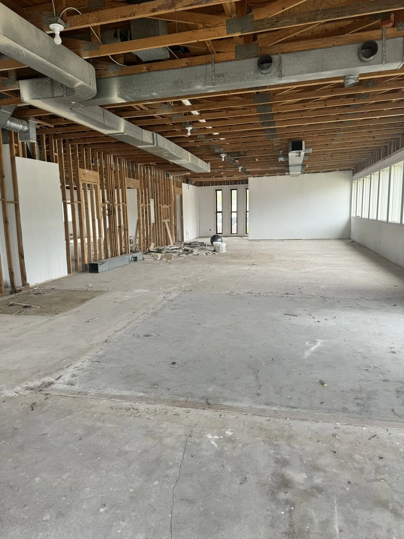 Photo 3 of 4221 W Alexis Rd, Toledo, OH 43613