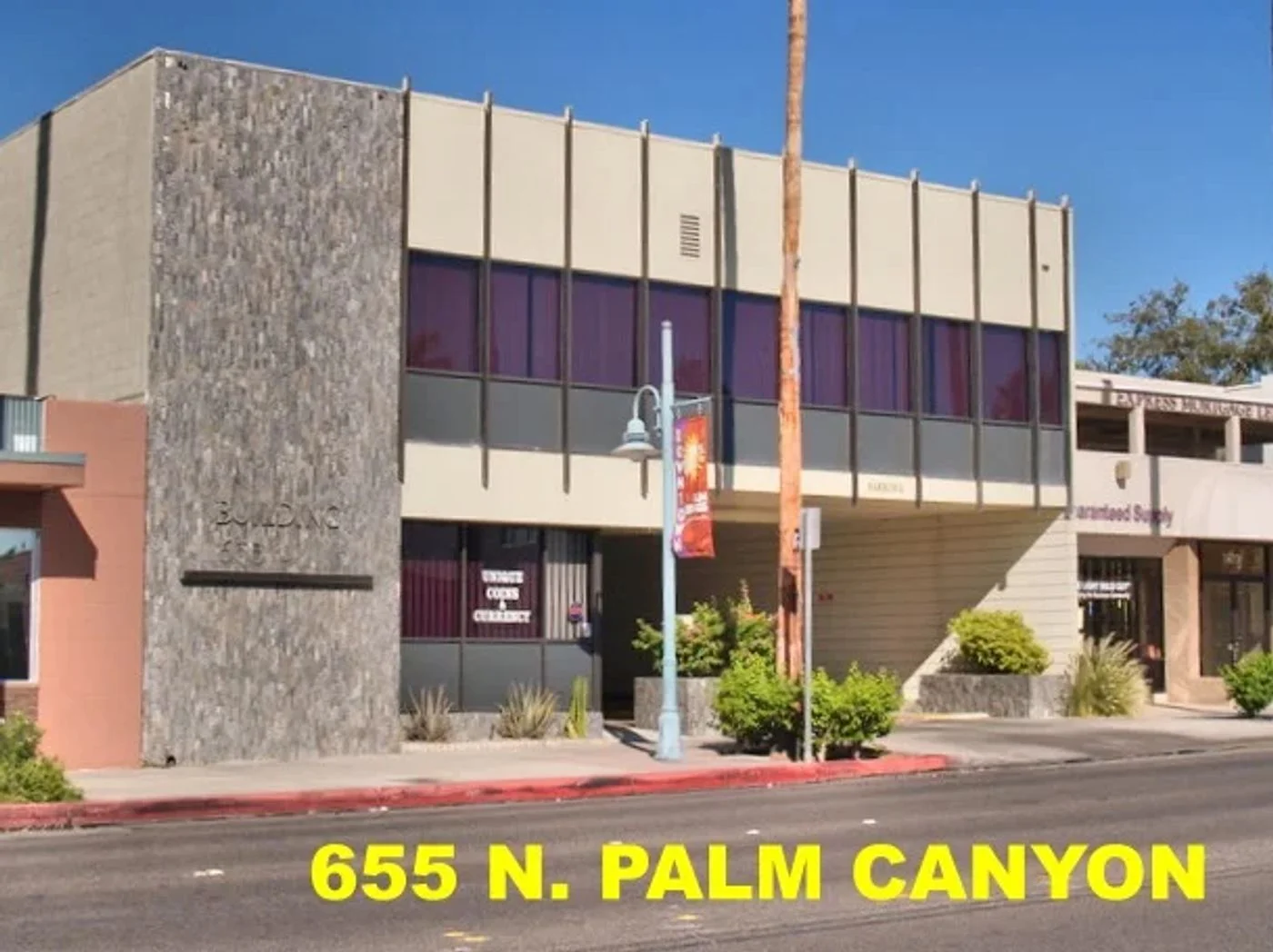 Photo-1 of 655 N Palm Canyon Dr, Palm Springs, CA 92262