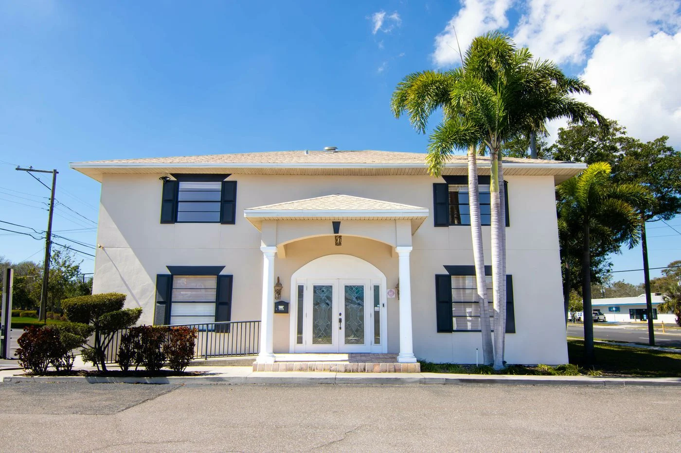 Photo 1 of 2950 5th Avenue North, St. Petersburg, FL 33713