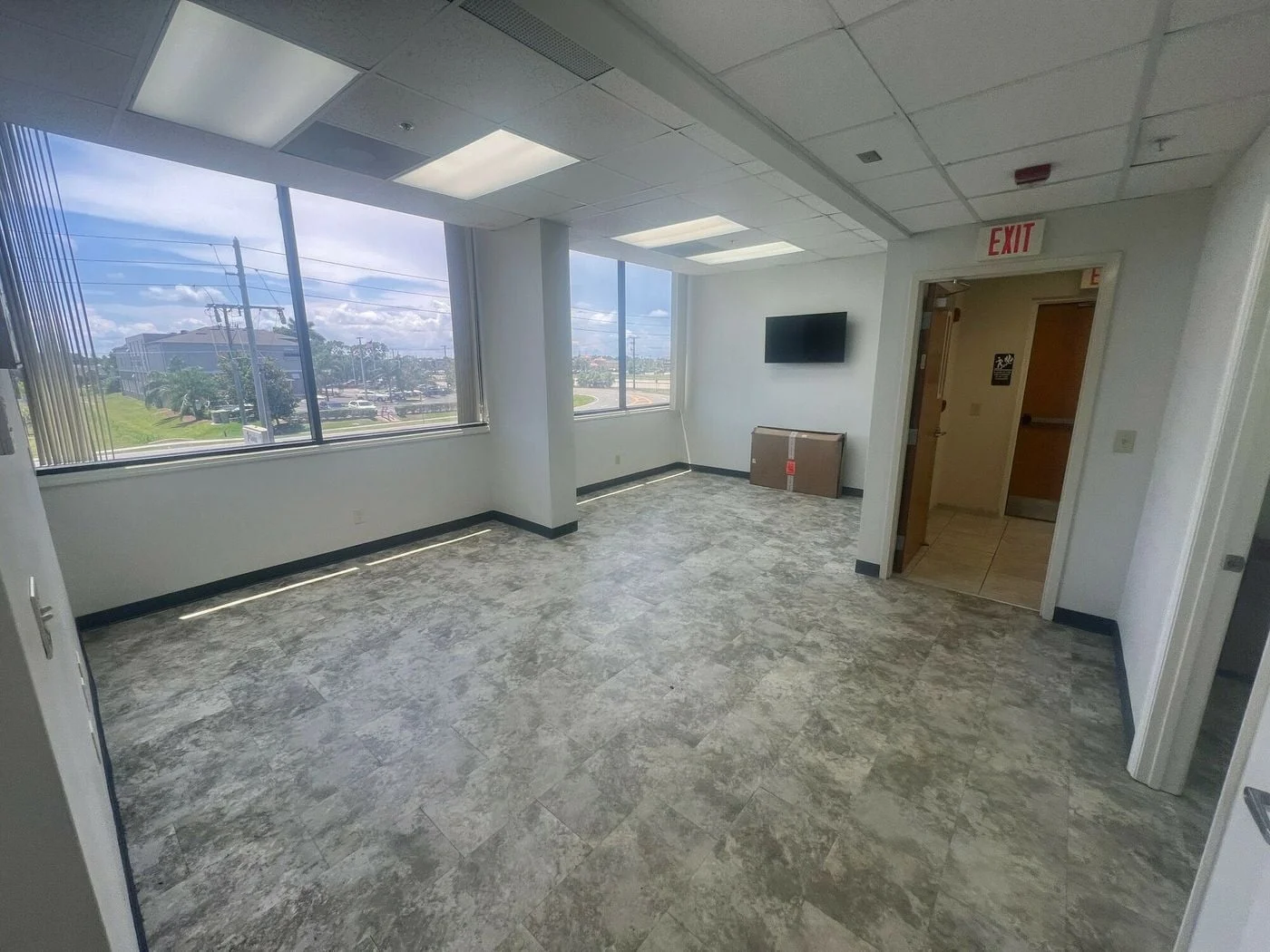 Photo 3 of 490 Centre Lake Dr Ne , Palm Bay, FL 32907