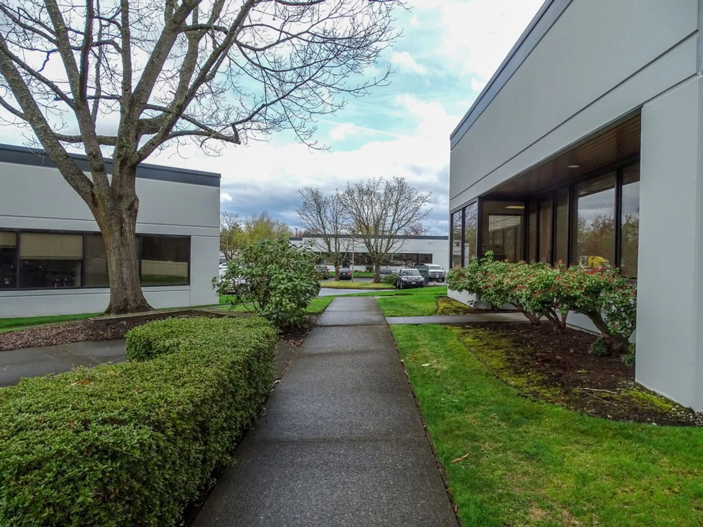 Photo 3 of 6135 NE 80th Ave, Portland, OR 97218