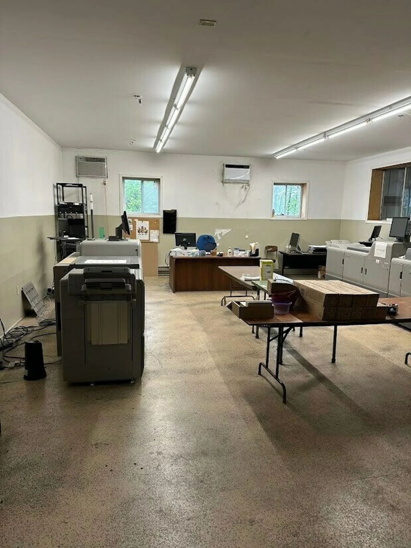 Photo 3 of 10 Bartlett St, Allenstown, NH 03275