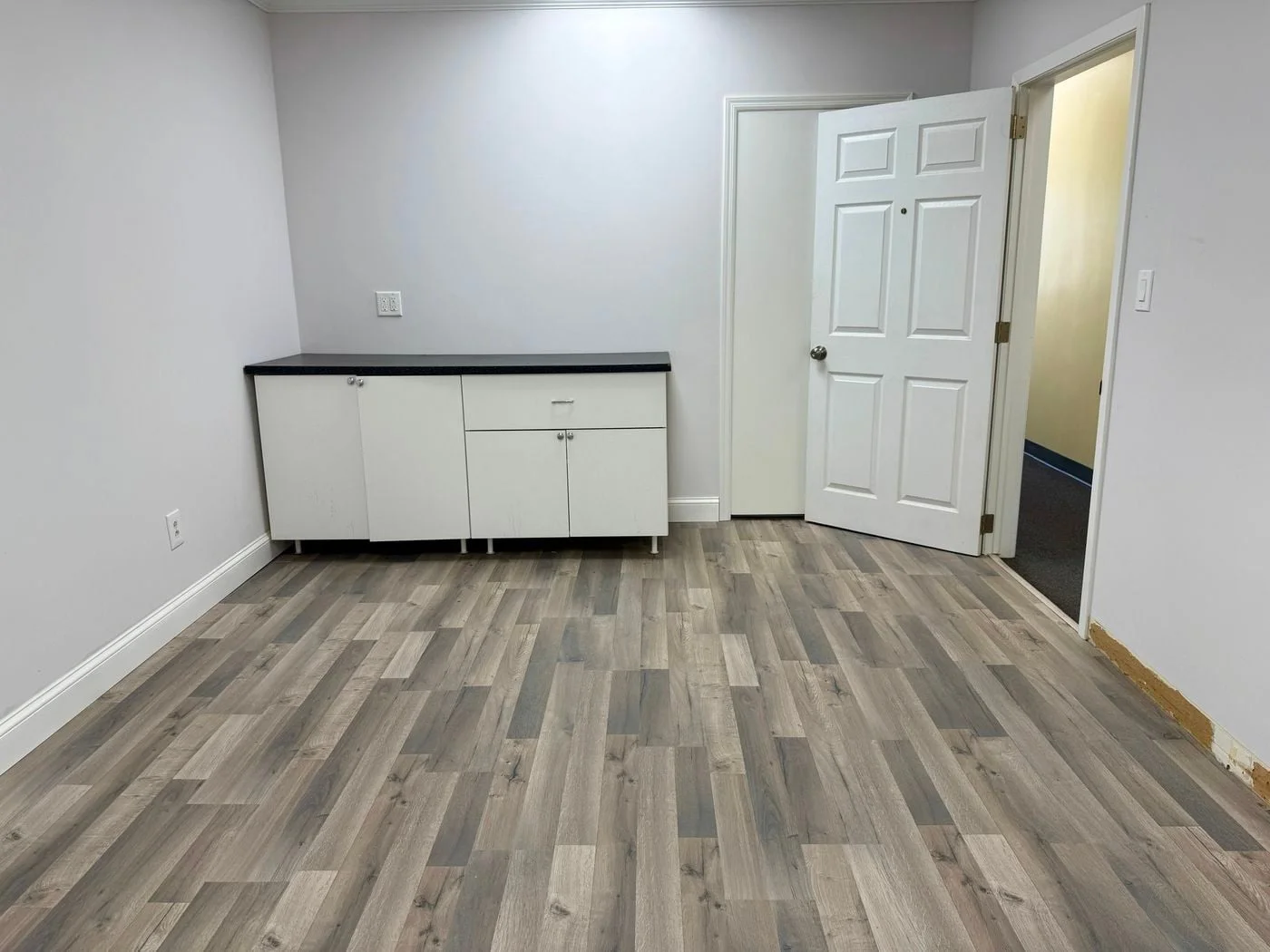 Photo 2 of 44 Atlantic Avenue, Lynbrook, NY 11563