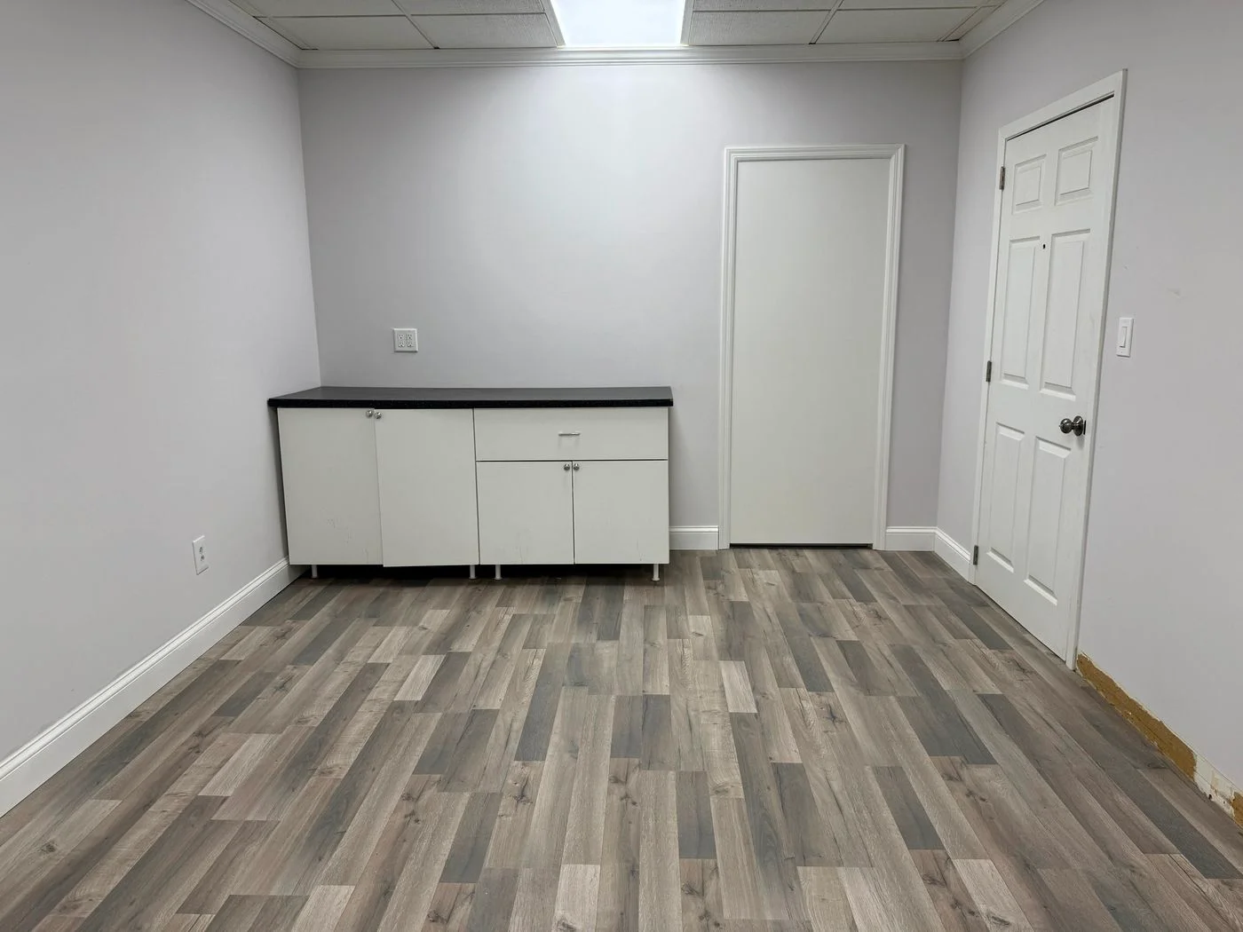 Photo 3 of 44 Atlantic Avenue, Lynbrook, NY 11563