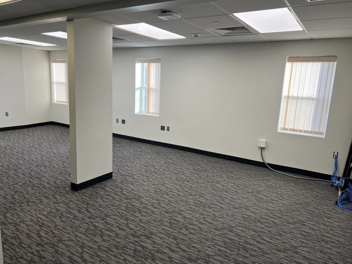 Photo 2 of 385 Grove Street, Worcester, MA 01605