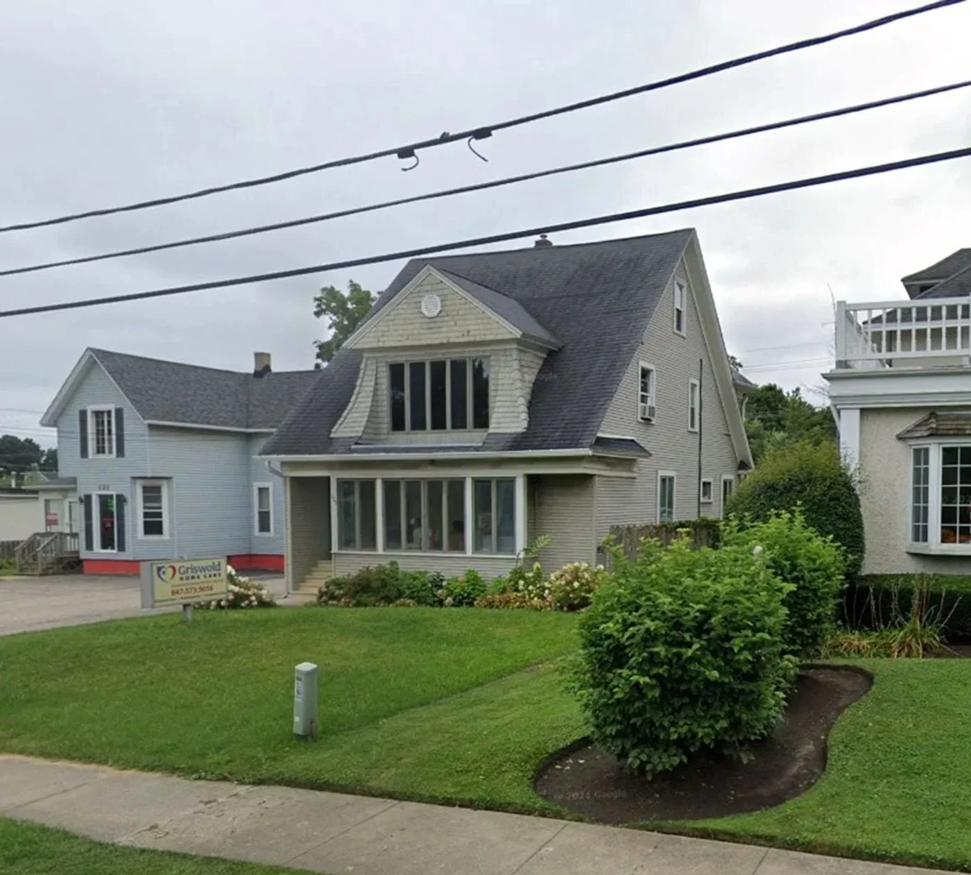 Photo 1 of 125 W Park Ave, Libertyville, IL 60048