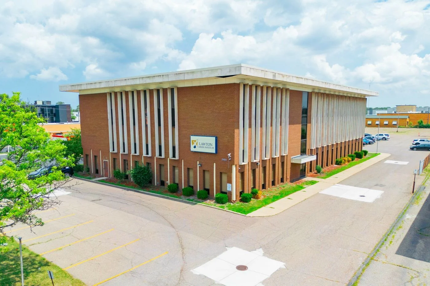 Photo 1 of 20820 Greenfield Rd, Oak Park, MI 48237