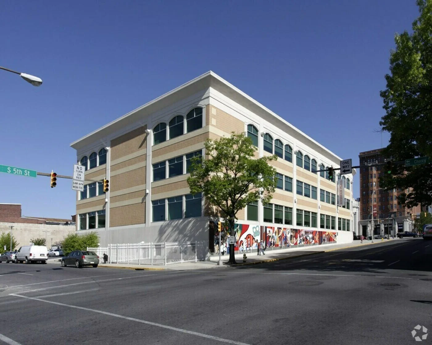 Photo 3 of 450 Penn St, Reading, PA 19602