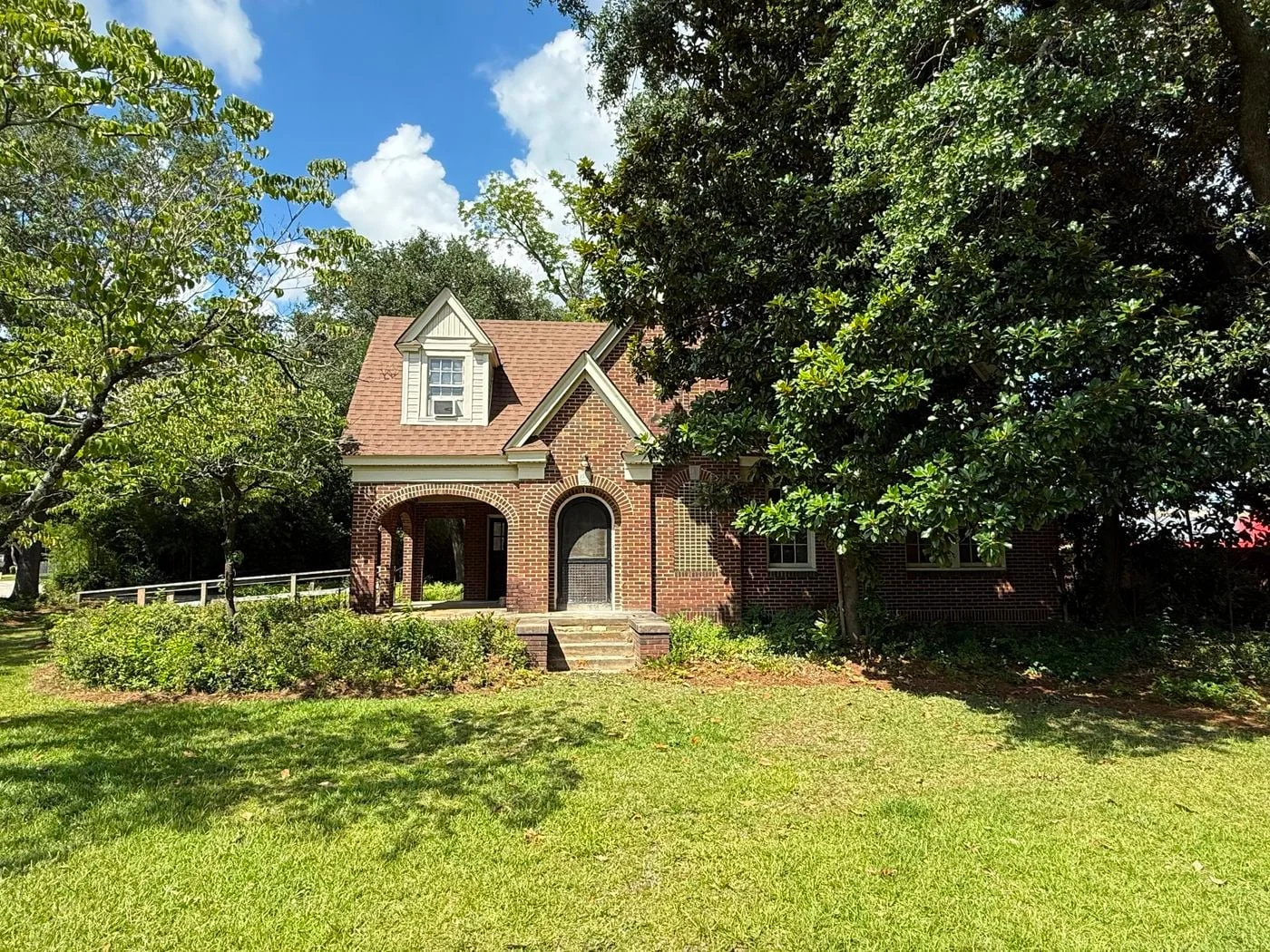 Photo 1 of 6406 Garners Ferry Rd, Columbia, SC 29209