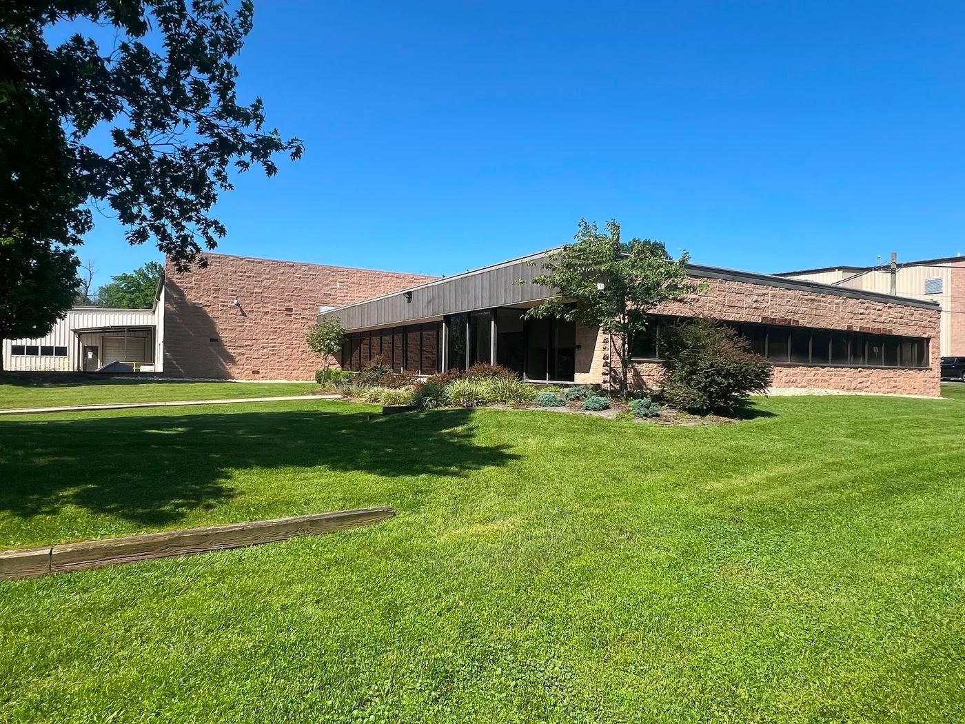 Photo-1 of 201 Chambers Brook Road, Branchburg, NJ 08876