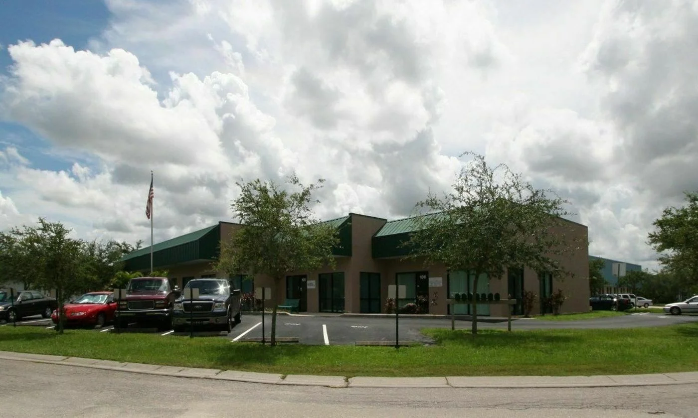 Photo-2 of 1899 Porter Lake Dr Unit 106, Sarasota, FL 34240