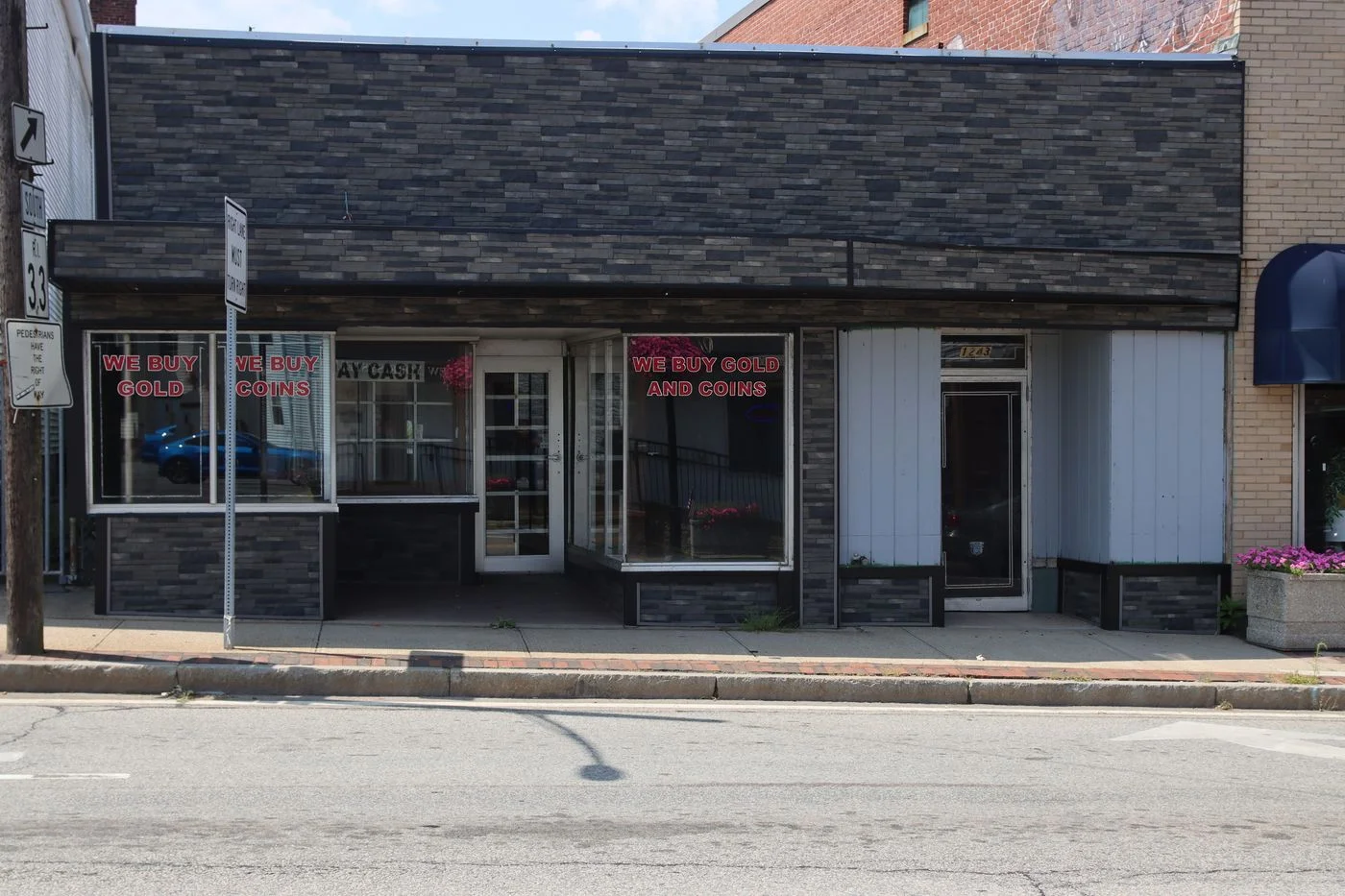 Photo 1 of 1243 Main St, West Warwick, RI 02893