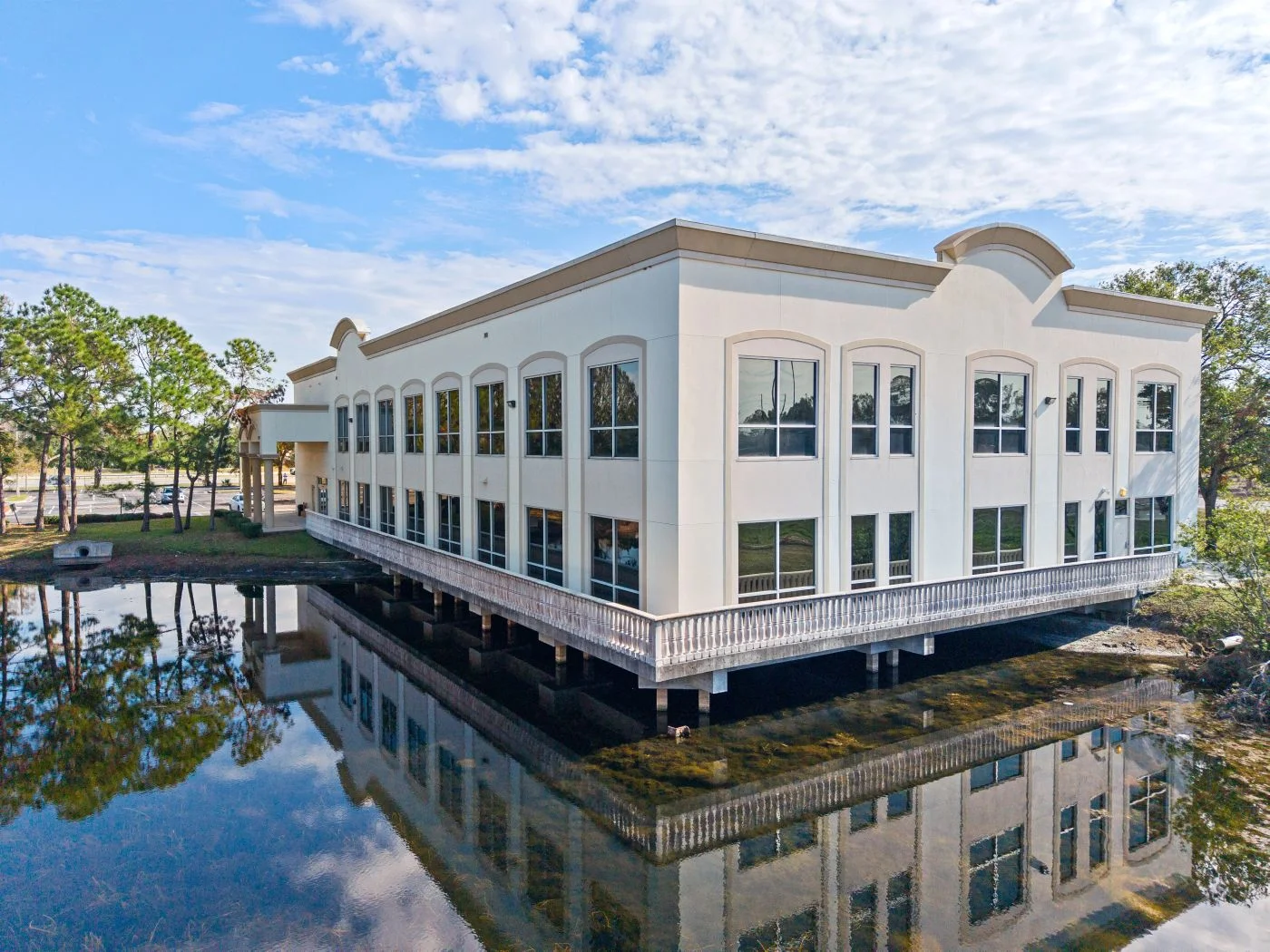 Photo-1 of 10200 49th St N, Clearwater, FL 33762