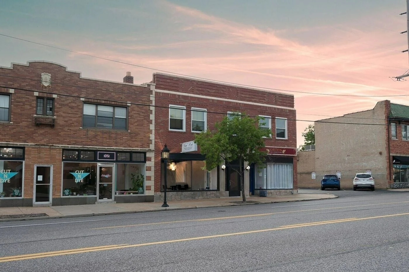 Photo 1 of 1047 S Big Bend Boulevard, Richmond Heights, MO 63117