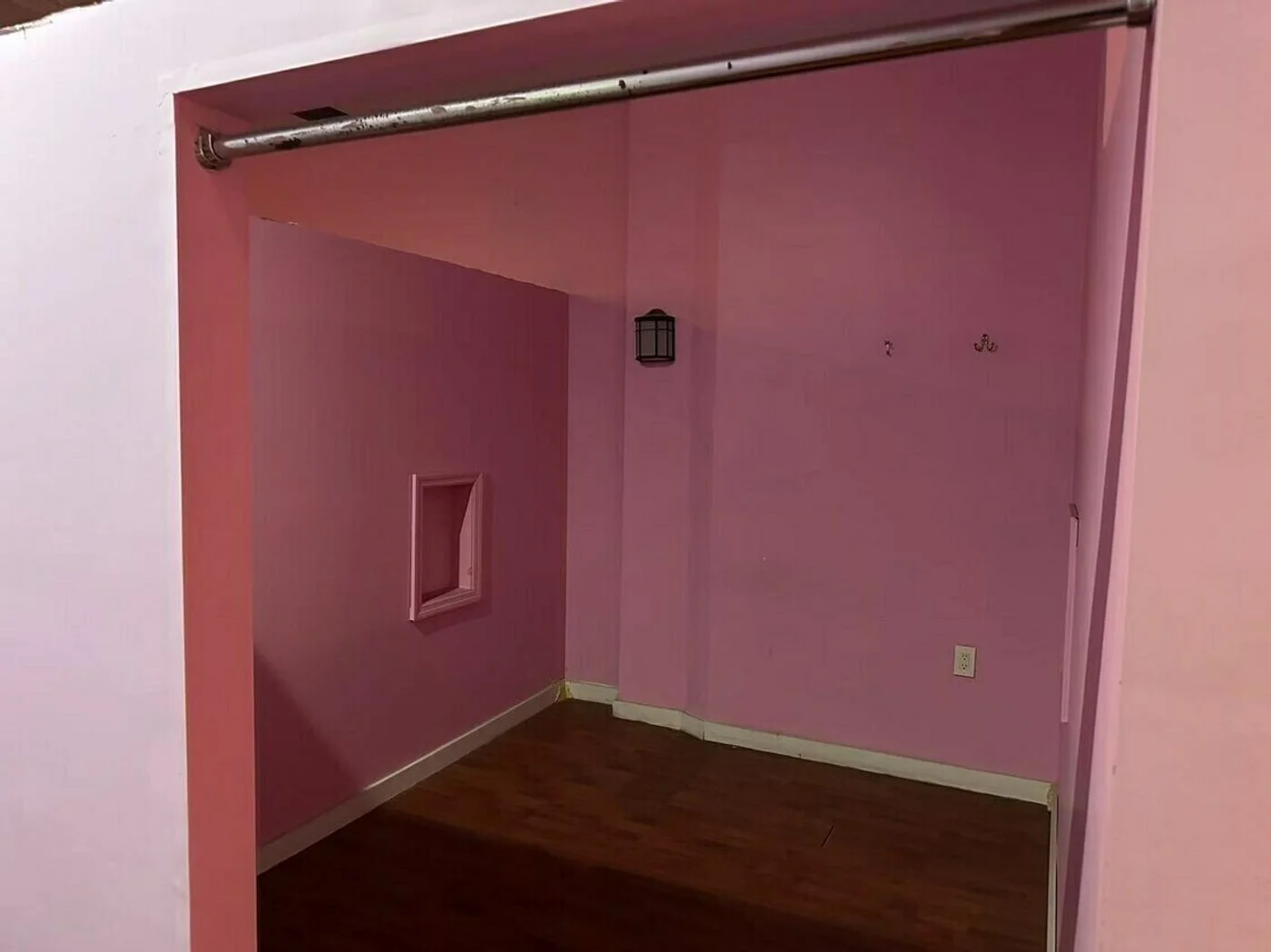 Photo-3 of 49 W 39th St, New York, NY 10018