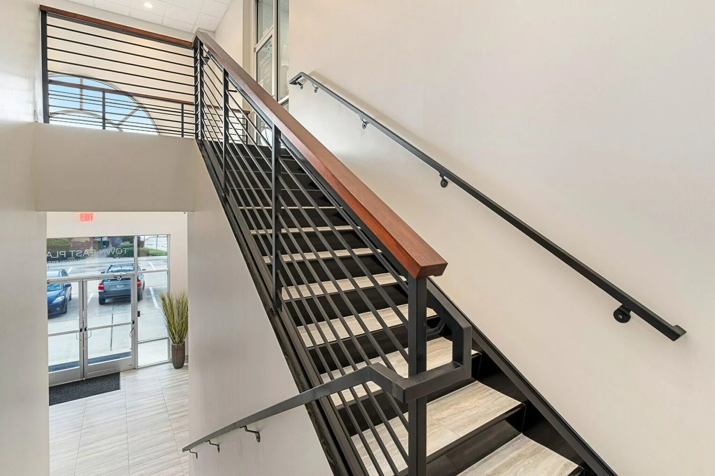 Photo 2 of 18640 Lyndon B Johnson Fwy, Mesquite, TX 75150