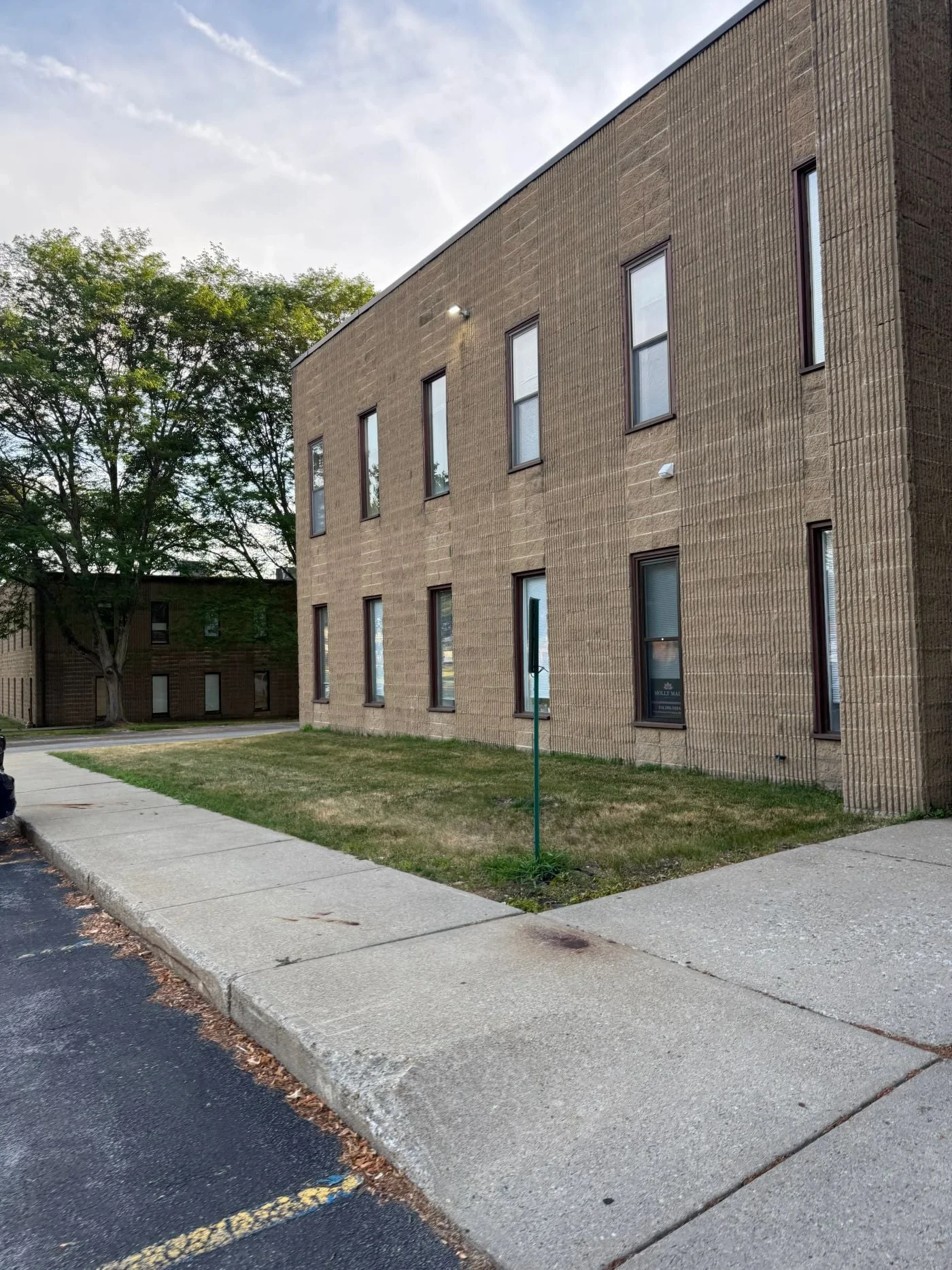 Photo 1 of 632 Plank Rd, Clifton Park, NY 12065