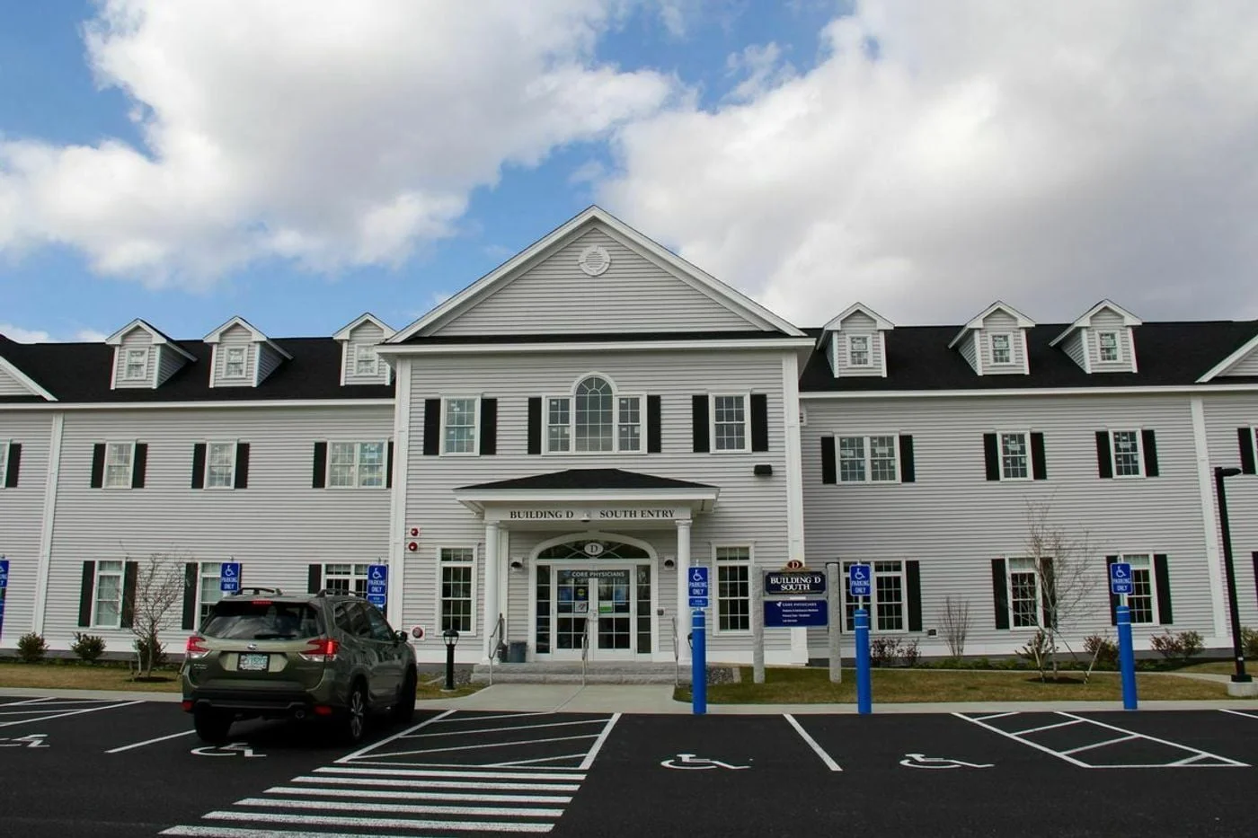 Photo 3 of 118 Portsmouth Ave, Stratham, NH 03885