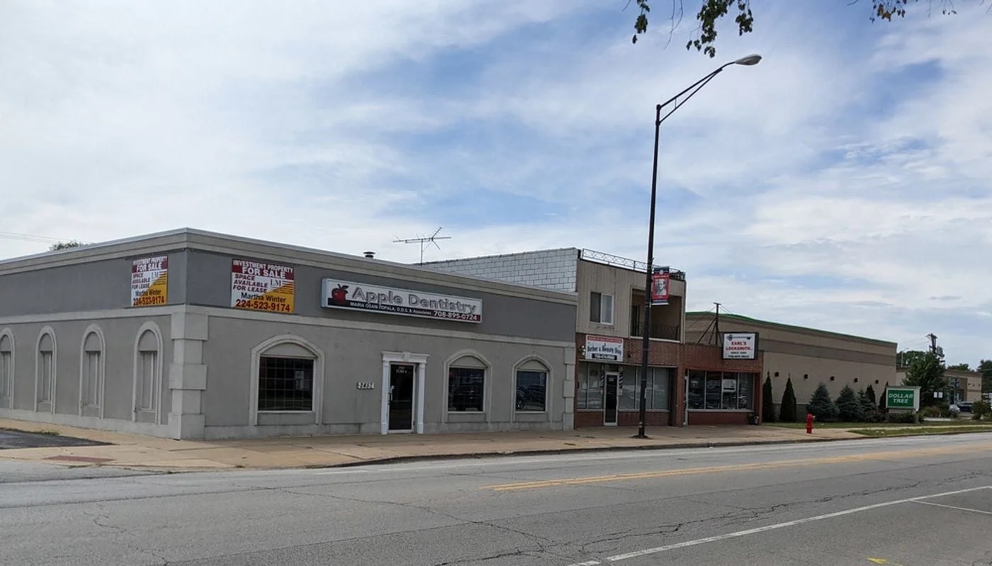 Photo 2 of 2457 Ridge Road, Lansing, IL 60438