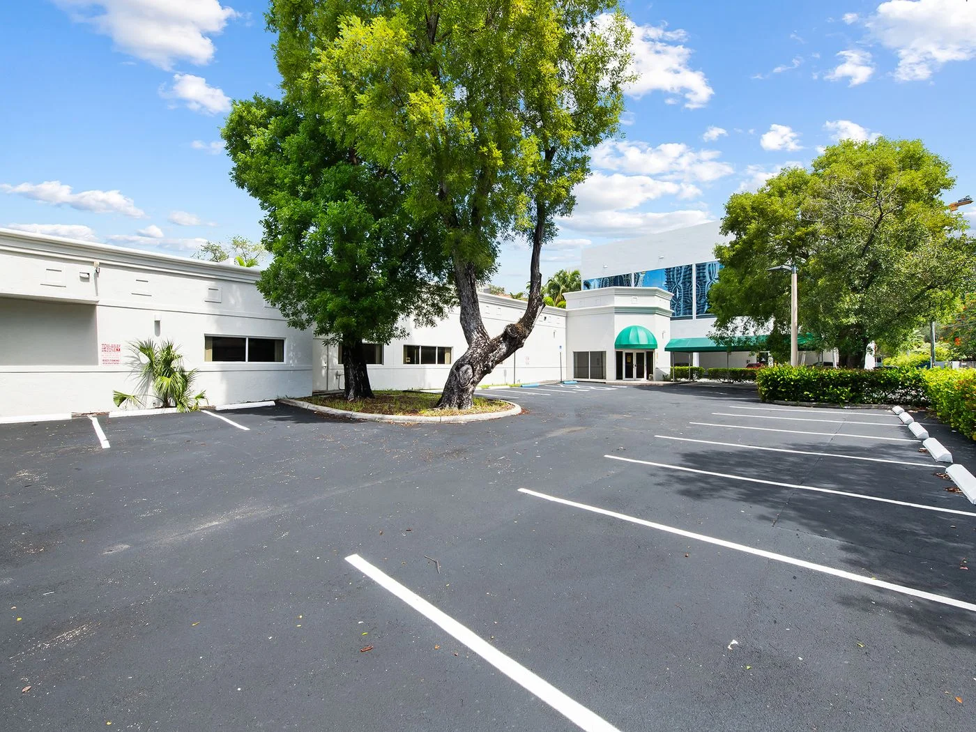 Photo 2 of 500 NE 3rd Ave, Fort Lauderdale, FL 33301