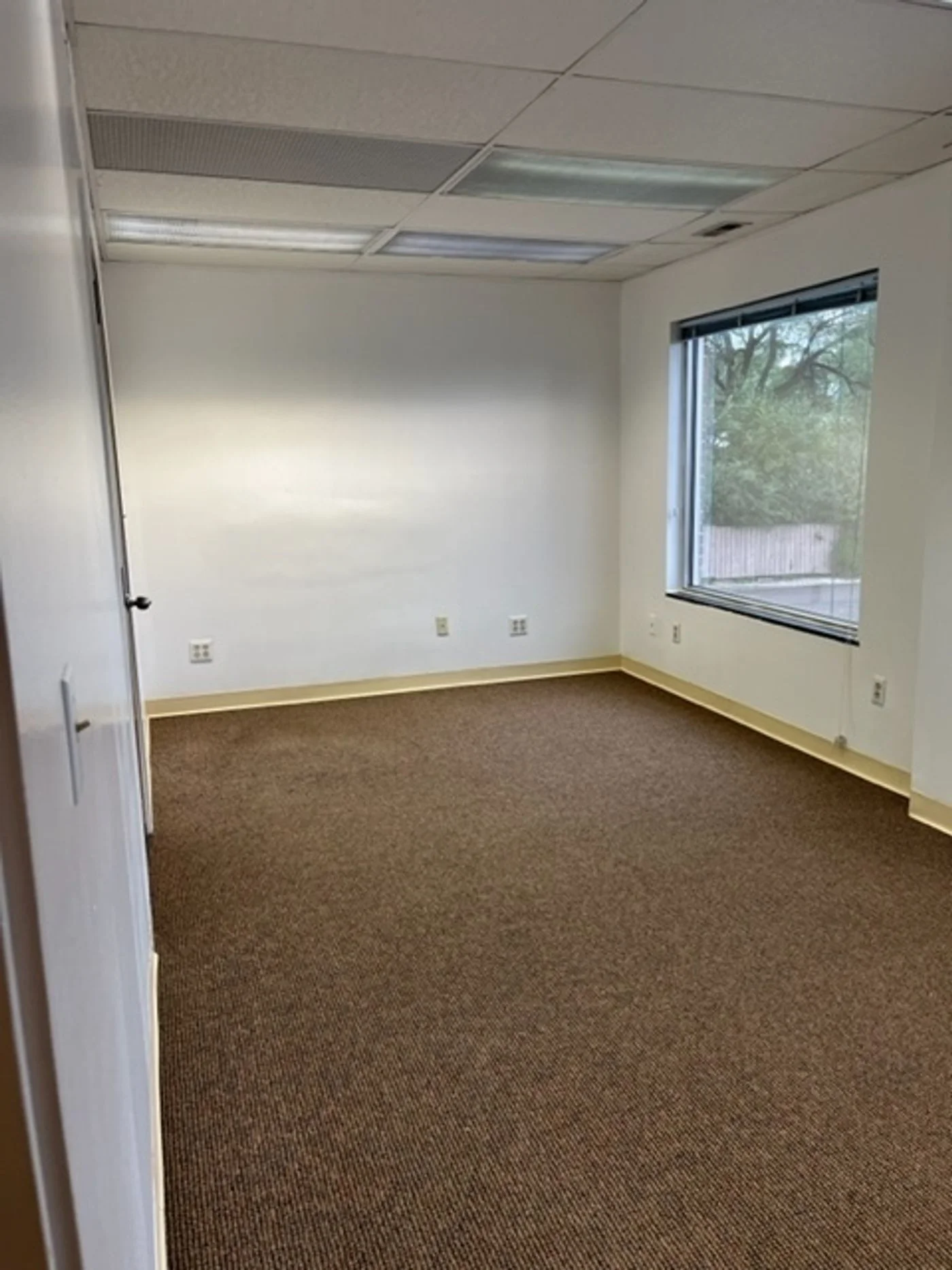 Photo 3 of 2512 Carpenter, Ann Arbor, MI 48108