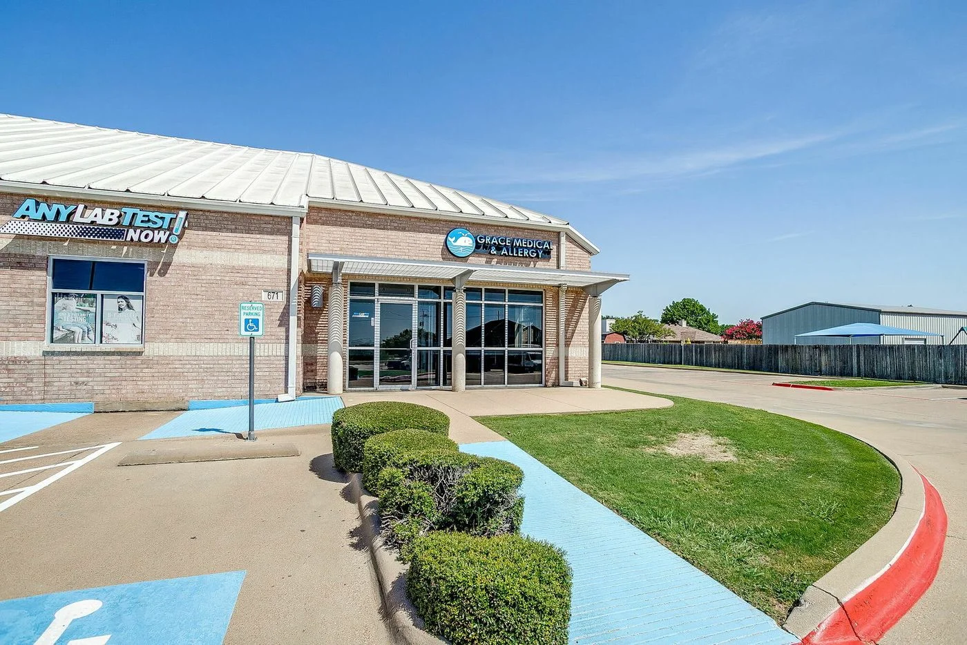 Photo 3 of 671 Northeast Alsbury Boulevard, Burleson, TX 76028