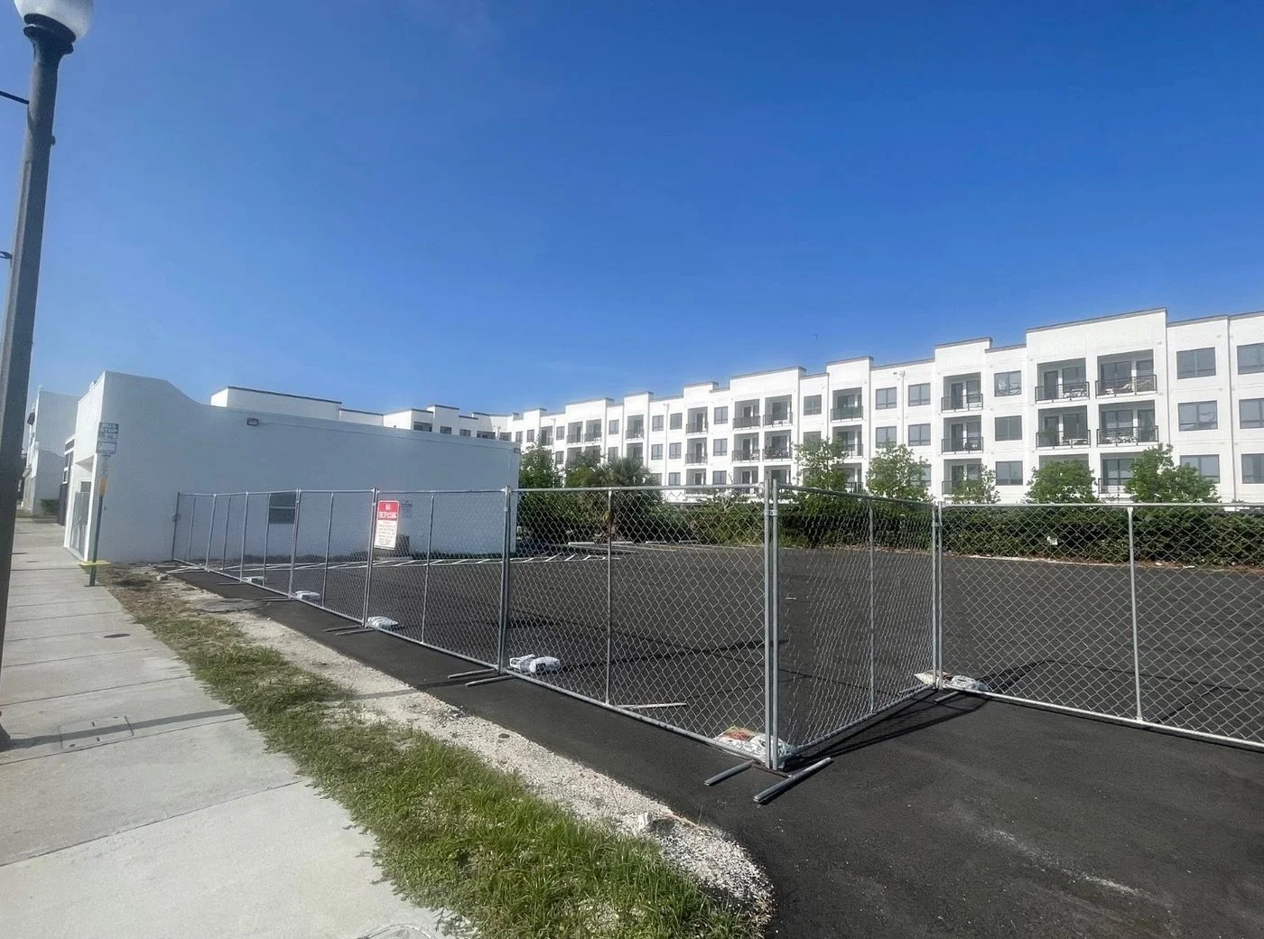 Photo 2 of 2202-2222 North Dixie Highway, West Palm Beach, FL 33407