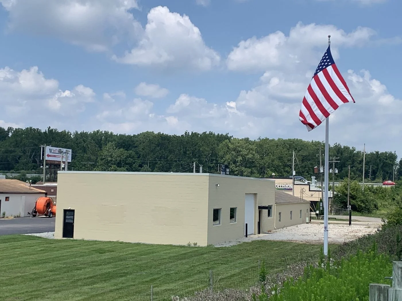 Photo 2 of 2117 West 1st Street, Springfield, OH 45504