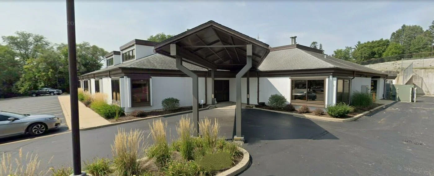 Photo 1 of 2210 Dean Street, Saint Charles, IL 60175