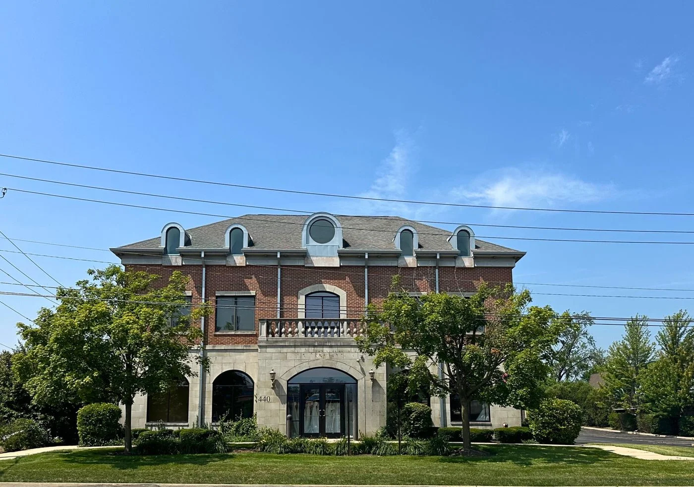 Photo 1 of 440 Milwaukee Ave, Lincolnshire, IL 60069