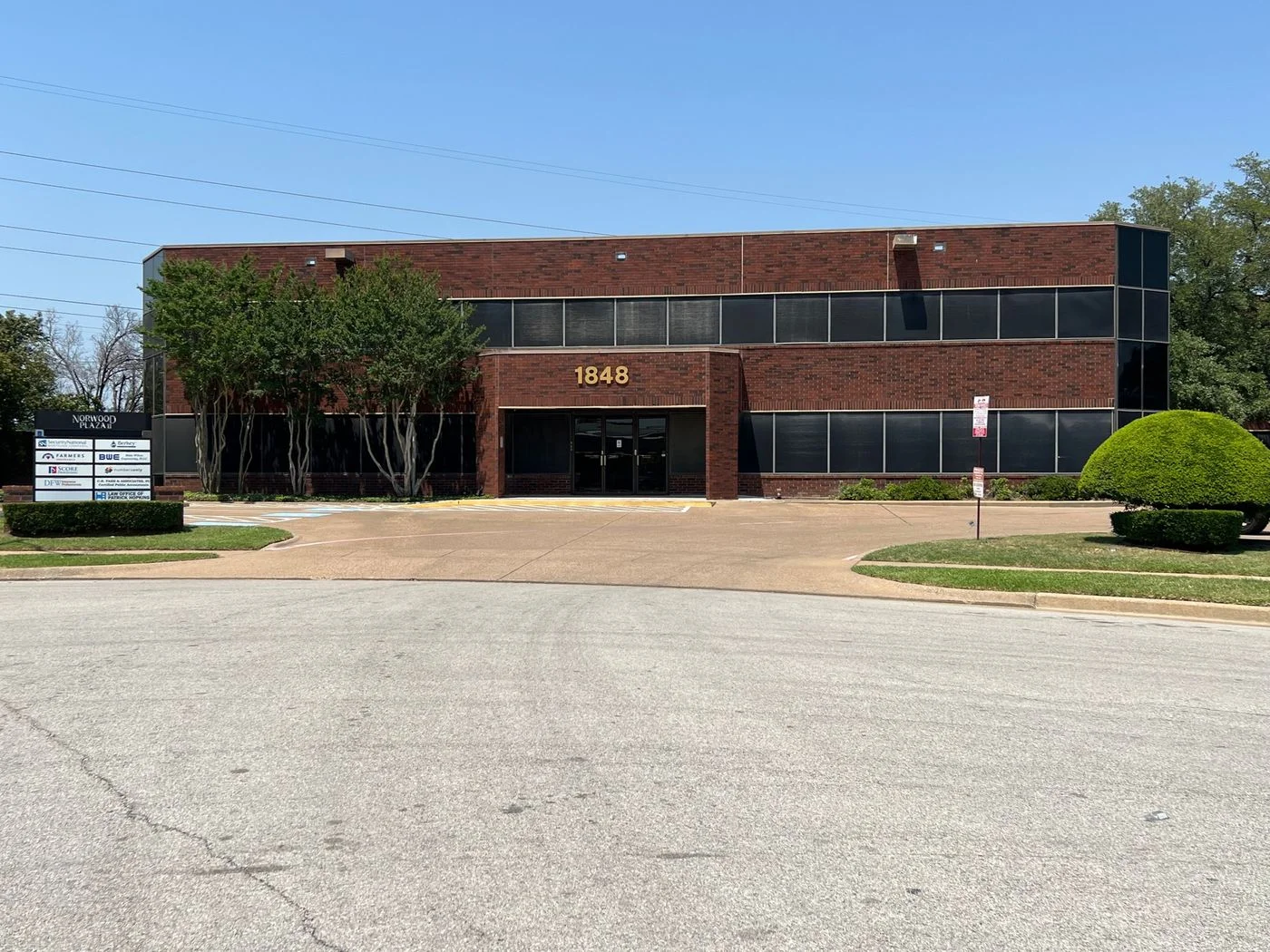 Photo-1 of 1848 Norwood Plz, Hurst, TX 76054